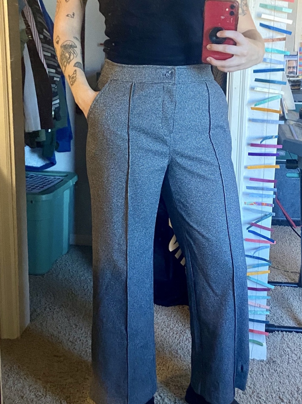 Beautiful by Anne Klein Houndstooth Trousers in Gray & White Size 6P
